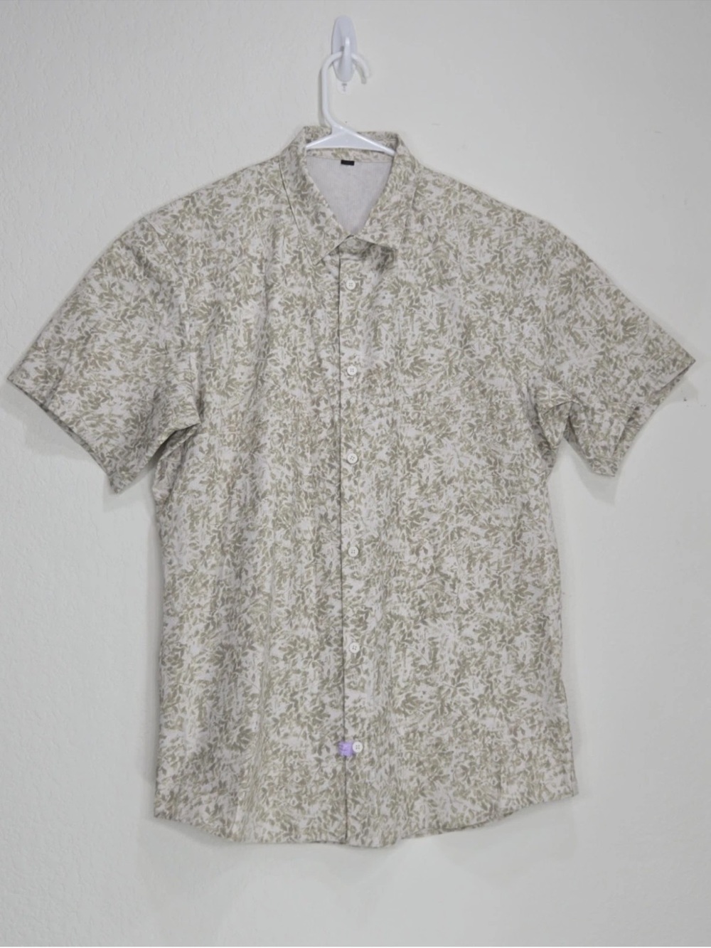 Lululemon Airing Easy Button Up Shirt Floral Blossom Overlay Size L/XL Mens